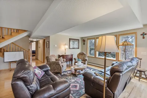 1342 Stagecoach Trail S Afton MN 55001