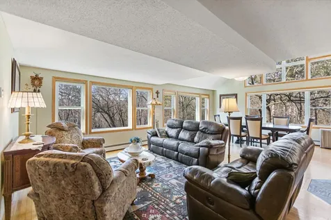 1342 Stagecoach Trail S Afton MN 55001