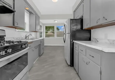 1124 Jessamine Avenue E Saint Paul MN 55106