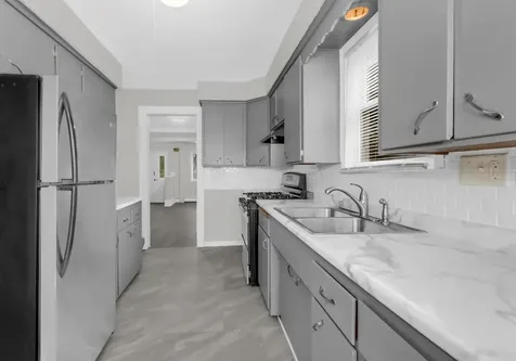 1124 Jessamine Avenue E Saint Paul MN 55106