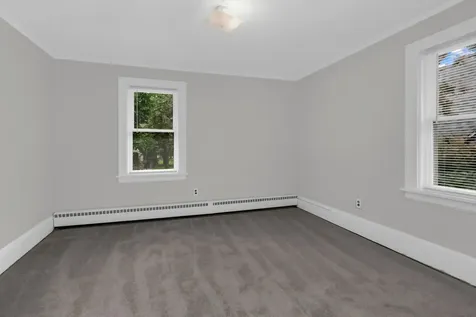 1124 Jessamine Avenue E Saint Paul MN 55106