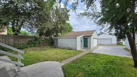 1124 Jessamine Avenue E Saint Paul MN 55106