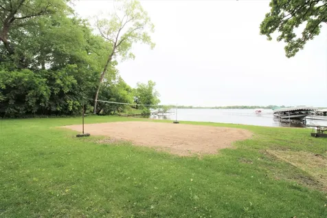4808 132nd Avenue NE Spicer MN 56288