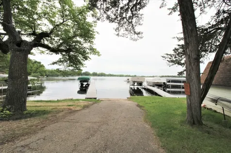 4808 132nd Avenue NE Spicer MN 56288