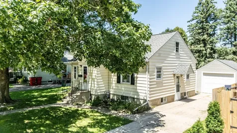 1504 4th Avenue NW Austin MN 55912