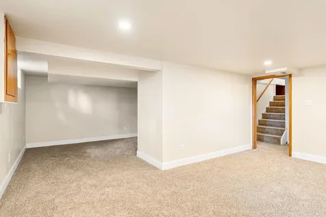 1504 4th Avenue NW Austin MN 55912