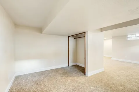 1504 4th Avenue NW Austin MN 55912