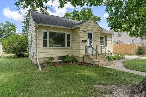 1504 4th Avenue NW Austin MN 55912