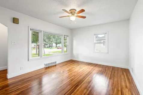 1504 4th Avenue NW Austin MN 55912