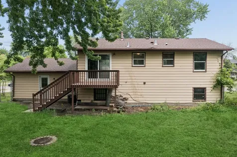1613 Lyn Curve Avenue N Minneapolis MN 55411