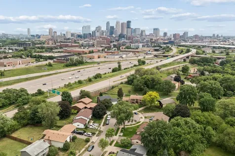 1613 Lyn Curve Avenue N Minneapolis MN 55411