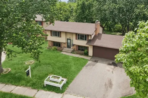 1613 Lyn Curve Avenue N Minneapolis MN 55411