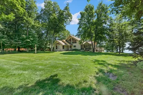 8882 Interlachen Road Lake Shore MN 56468