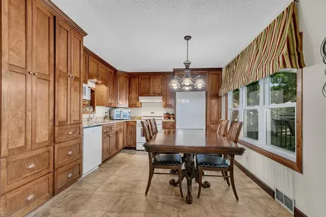 32150 742nd Avenue South Haven MN 55382