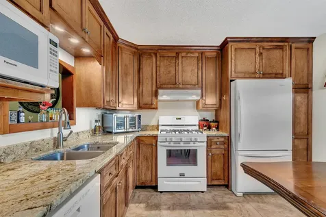 32150 742nd Avenue South Haven MN 55382