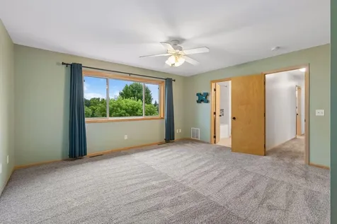 19925 English Court Farmington MN 55024