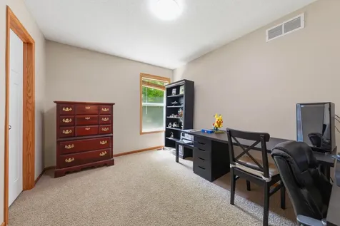 2402 Elianna Drive Northfield MN 55057