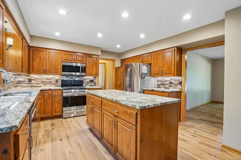 13710 61st Avenue N Plymouth MN 55446