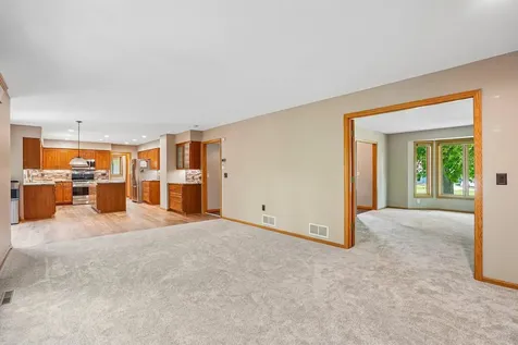 13710 61st Avenue N Plymouth MN 55446