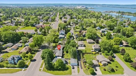 1421 & 1425 E 5th Street Superior WI 54880
