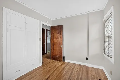 1122 Sherburne Avenue Saint Paul MN 55104