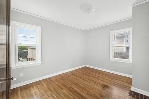 1122 Sherburne Avenue Saint Paul MN 55104