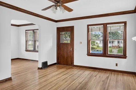 1122 Sherburne Avenue Saint Paul MN 55104