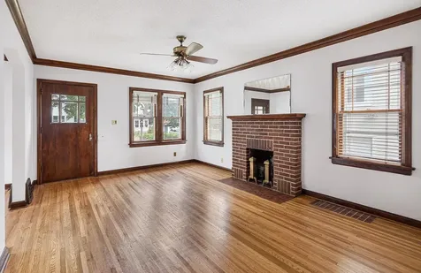 1122 Sherburne Avenue Saint Paul MN 55104