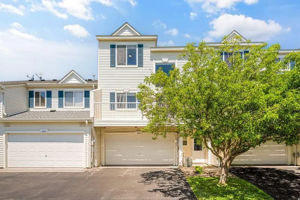 3867 Abercrombie Lane Stillwater MN 55082