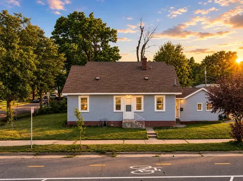 5253 N 6th Street Minneapolis MN 55430