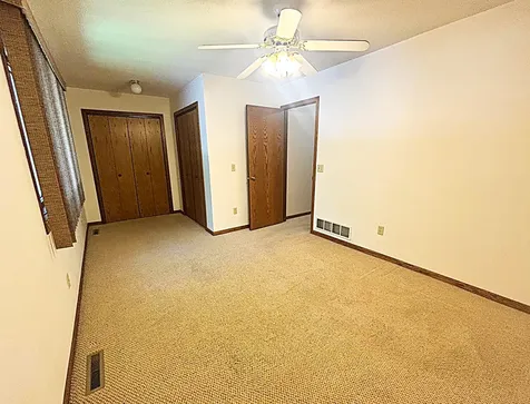 812 E Oak Street Redwood Falls MN 56283