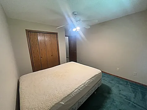 812 E Oak Street Redwood Falls MN 56283