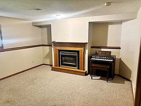 812 E Oak Street Redwood Falls MN 56283