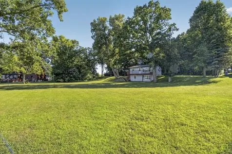 38577 Country Estate Road Battle Lake MN 56515