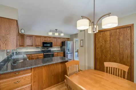 80 Canterbury Court Mankato MN 56001