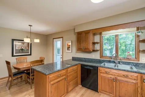 80 Canterbury Court Mankato MN 56001