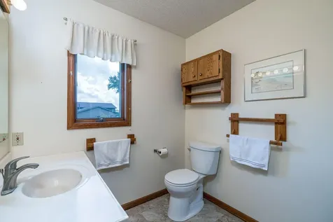 80 Canterbury Court Mankato MN 56001