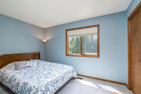 80 Canterbury Court Mankato MN 56001