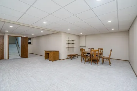 80 Canterbury Court Mankato MN 56001