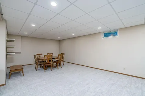 80 Canterbury Court Mankato MN 56001