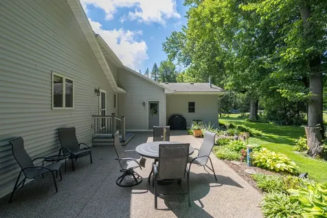 80 Canterbury Court Mankato MN 56001