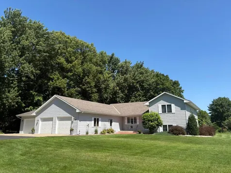 80 Canterbury Court Mankato MN 56001