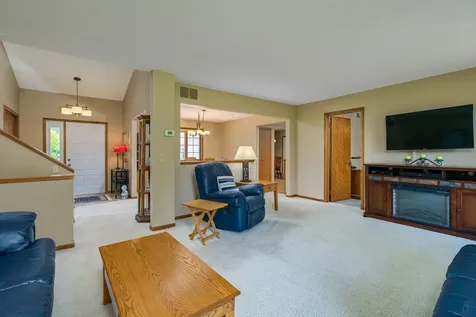 80 Canterbury Court Mankato MN 56001