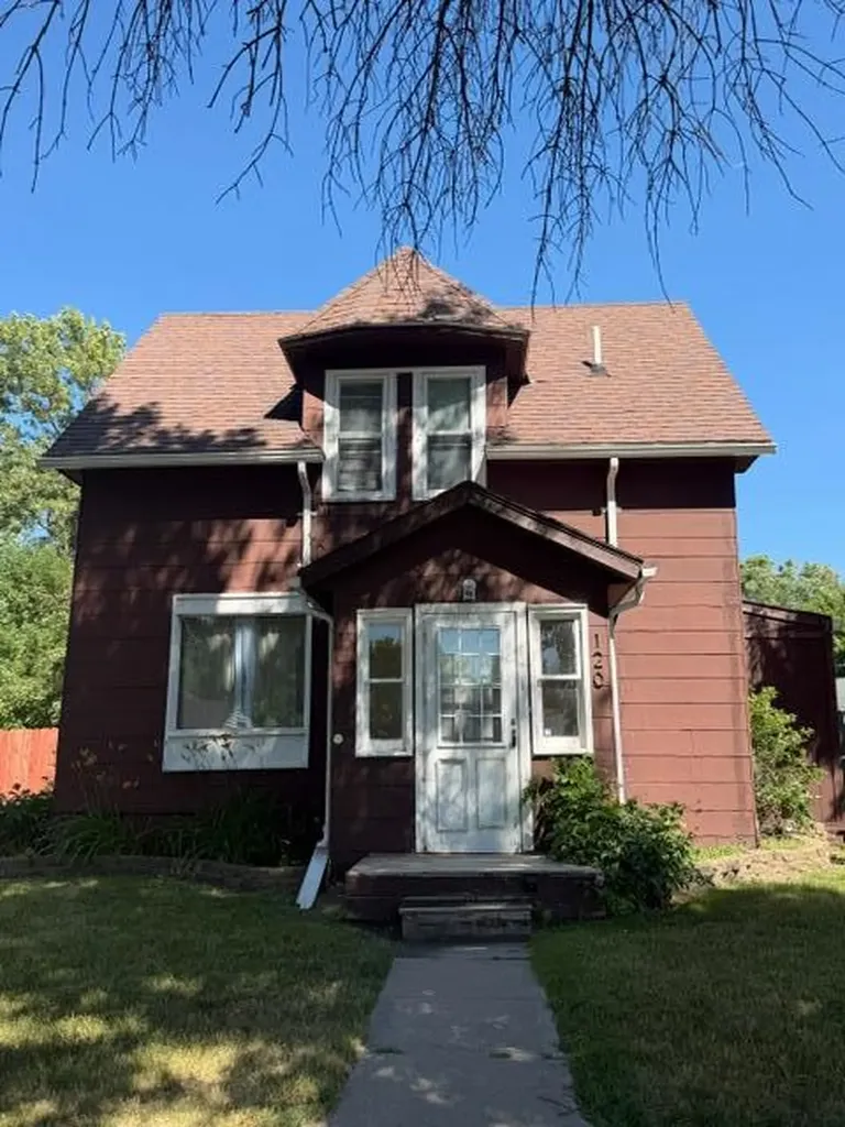 120 4th Avenue SE Mayville ND 58257