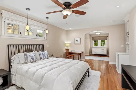 1843 Highland Parkway Saint Paul MN 55116
