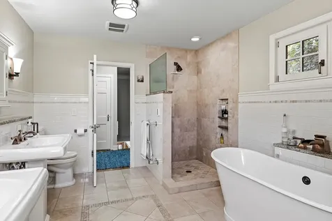 1843 Highland Parkway Saint Paul MN 55116