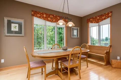 117 Grovebrook Drive Mankato MN 56001