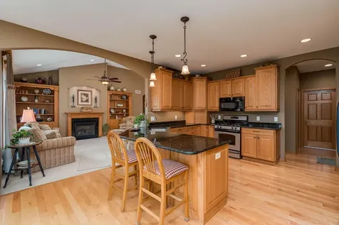 117 Grovebrook Drive Mankato MN 56001
