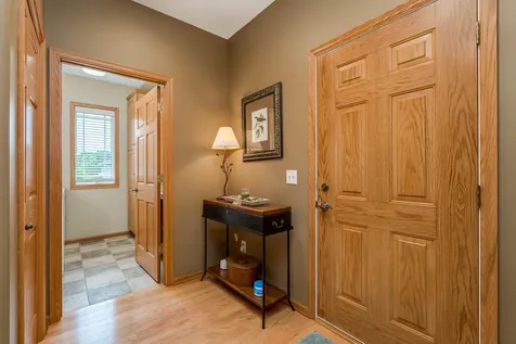 117 Grovebrook Drive Mankato MN 56001