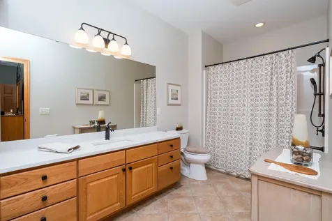 117 Grovebrook Drive Mankato MN 56001